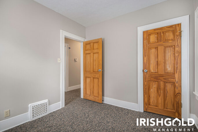 Gallery Image (3 of 17)