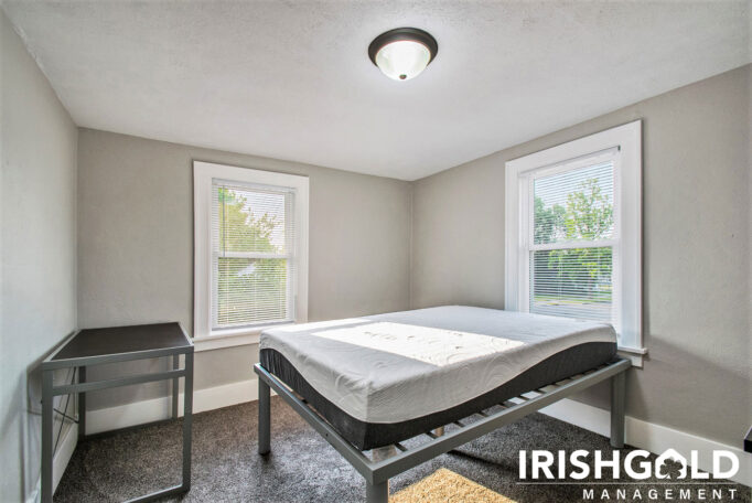 Gallery Image (8 of 18)