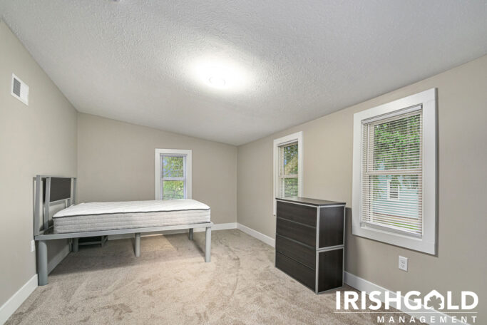 Gallery Image (16 of 28)