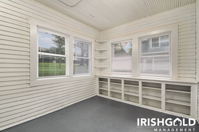 Gallery Image (3 of 28)