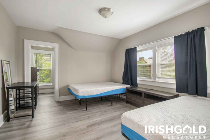 Gallery Image (9 of 19)