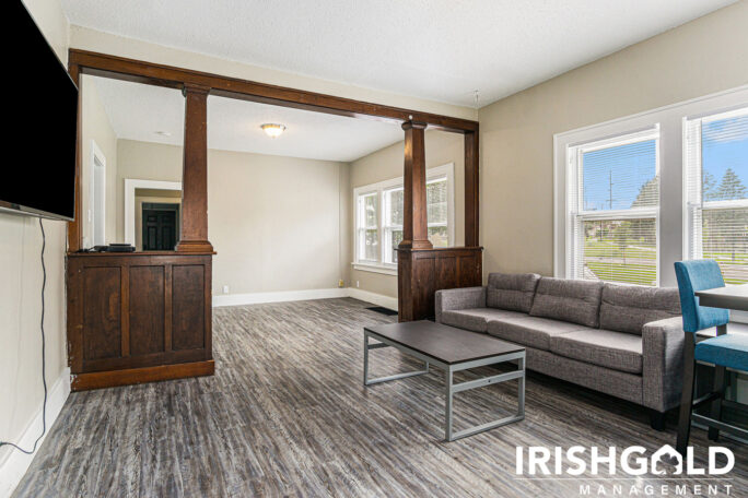 Gallery Image (9 of 19)