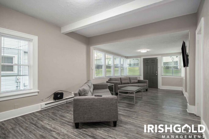 Gallery Image (8 of 19)