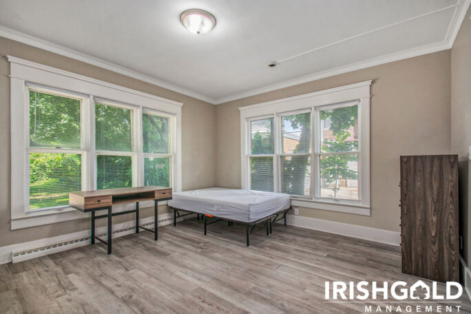 Gallery Image (20 of 22)