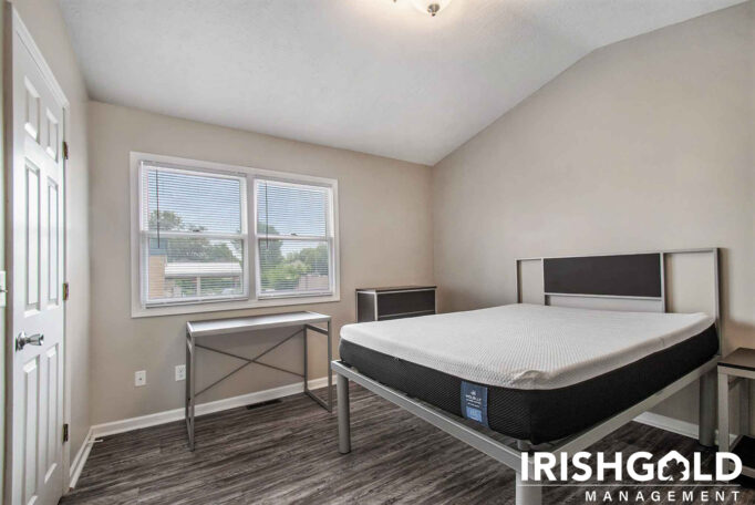 Gallery Image (12 of 18)