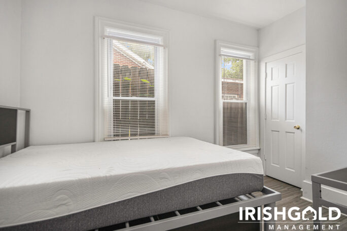 Gallery Image (2 of 16)