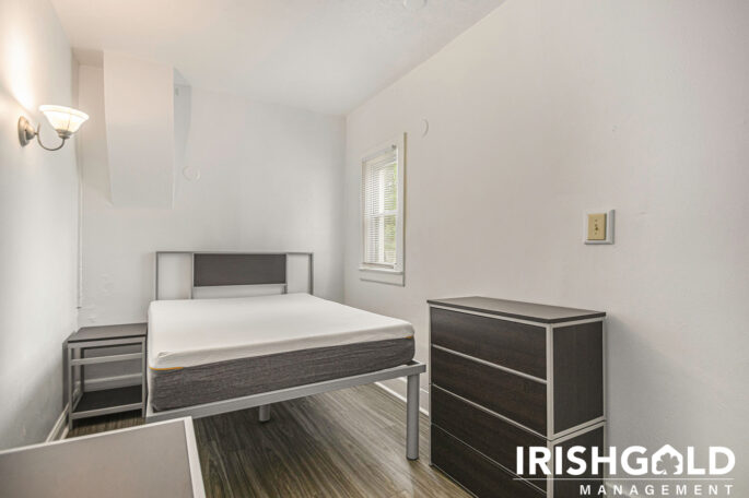 Gallery Image (4 of 16)