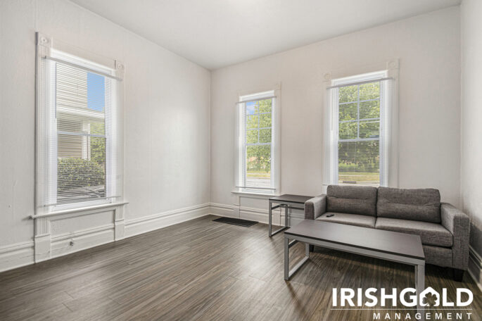 Gallery Image (13 of 16)