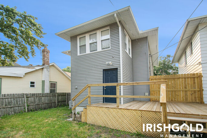 Gallery Image (2 of 18)