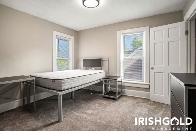 Gallery Image (10 of 17)