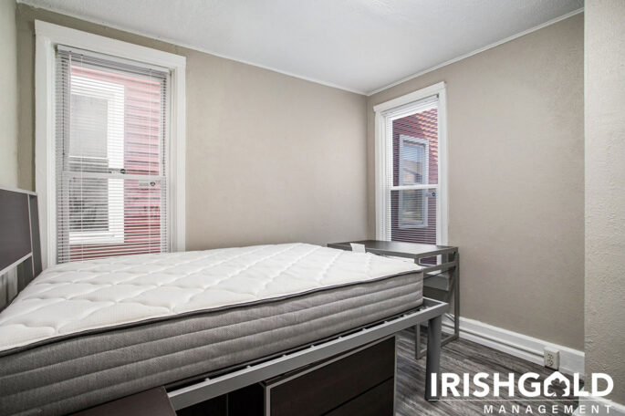 Gallery Image (7 of 17)