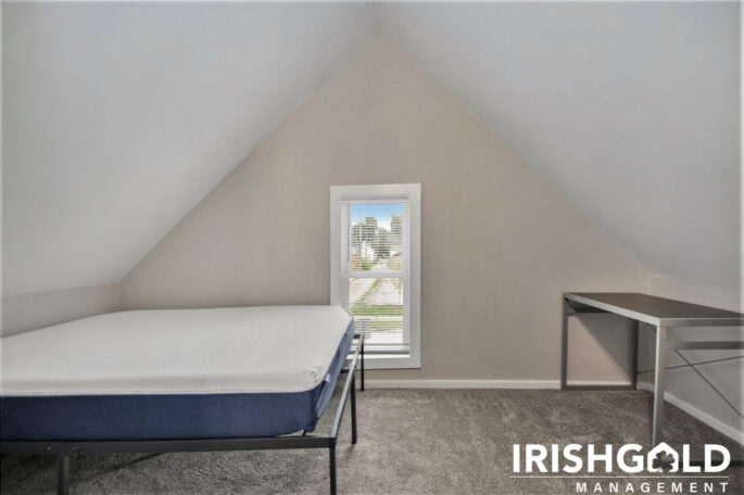 Gallery Image (12 of 19)