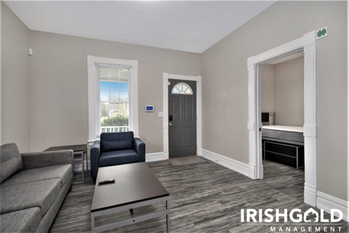 Gallery Image (16 of 19)