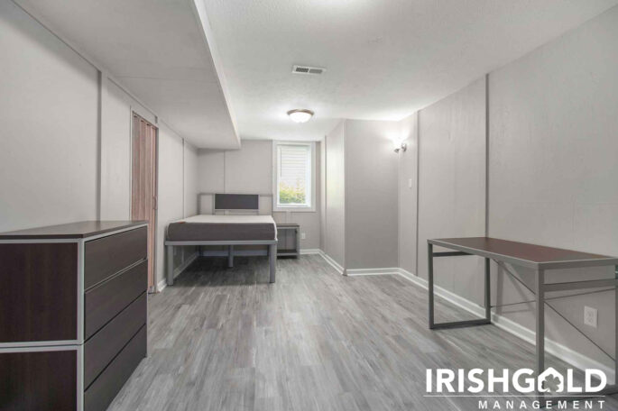 Gallery Image (11 of 21)