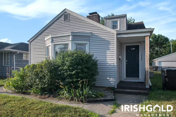 Gallery Image (2 of 18)