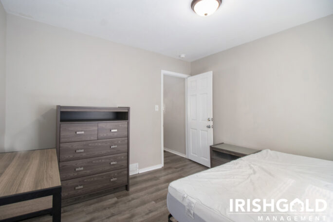 Gallery Image (4 of 16)