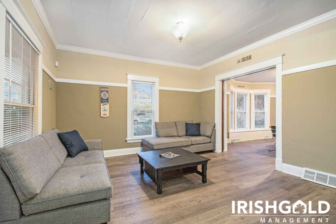 Gallery Image (9 of 18)