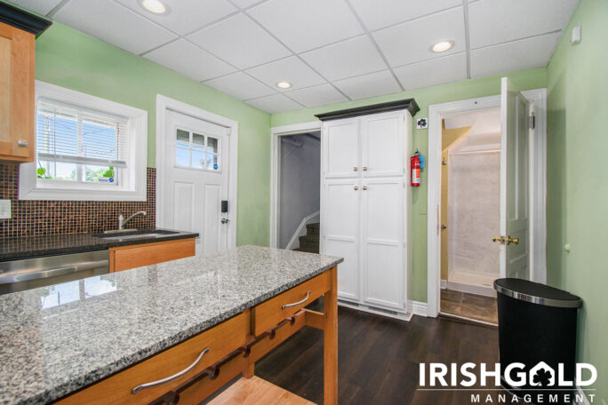 Gallery Image (3 of 15)