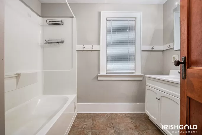 Gallery Image (11 of 17)