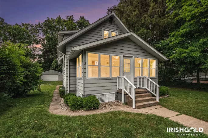 Gallery Image (13 of 17)