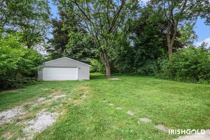 Gallery Image (14 of 17)