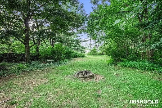 Gallery Image (16 of 17)