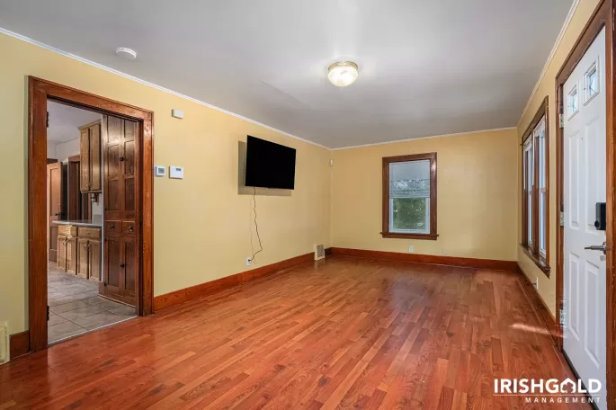 Gallery Image (2 of 17)