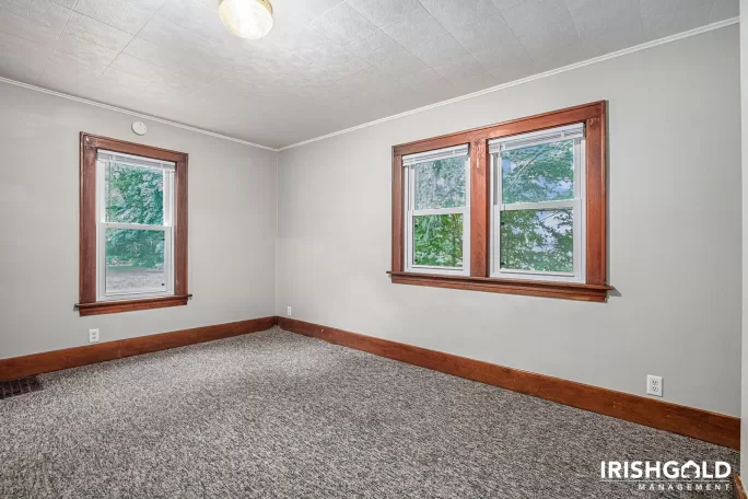 Gallery Image (6 of 17)