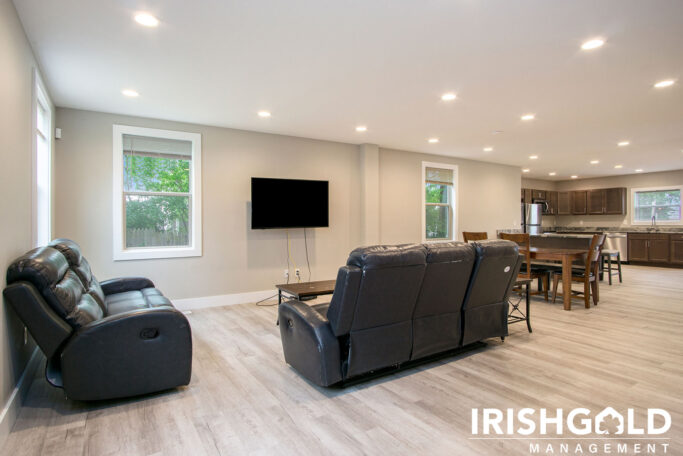 Gallery Image (12 of 19)