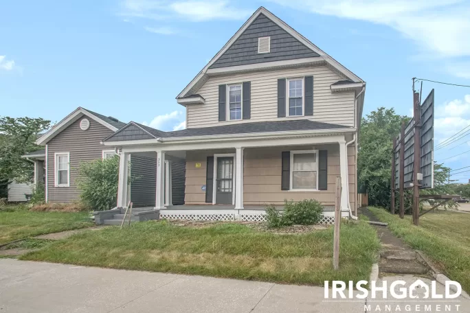 Gallery Image (2 of 20)