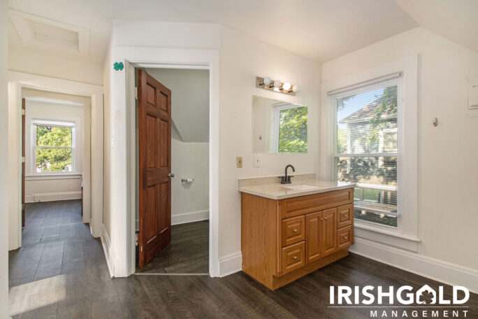 Gallery Image (4 of 18)