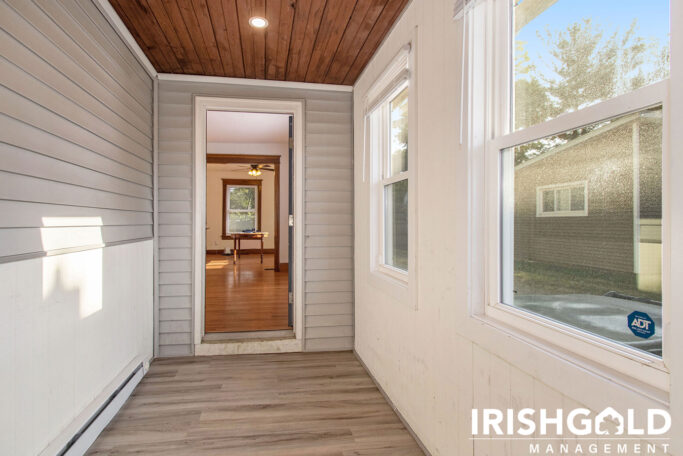 Gallery Image (7 of 18)