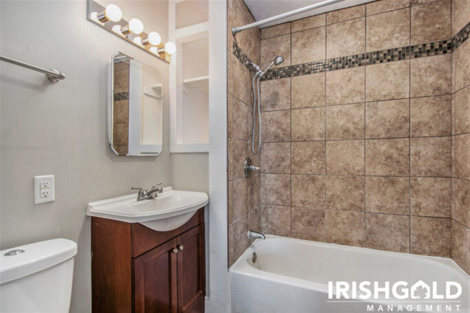 Gallery Image (6 of 19)