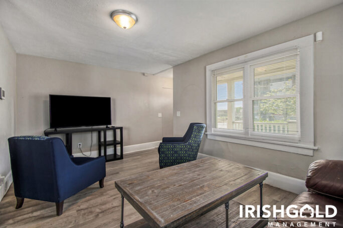 Gallery Image (16 of 19)