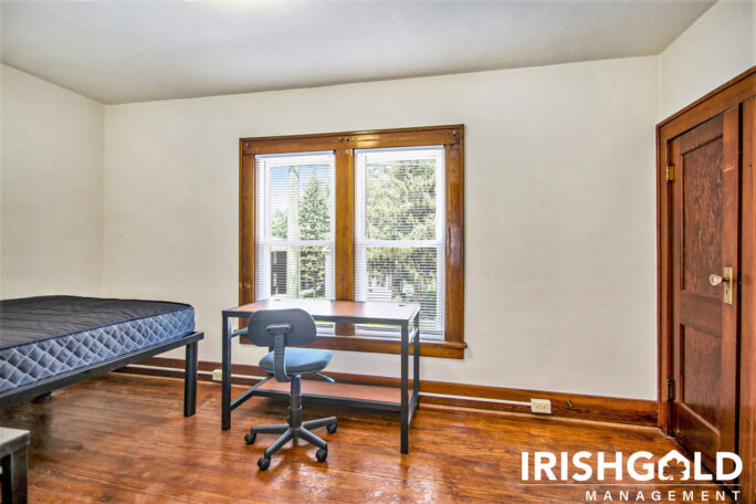 Gallery Image (16 of 19)