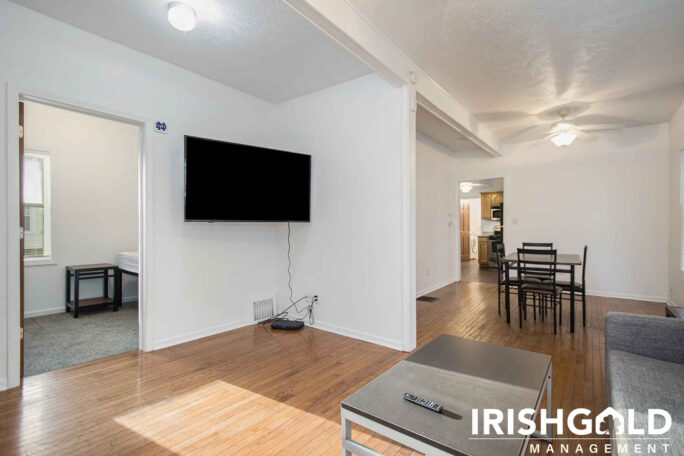 Gallery Image (11 of 12)