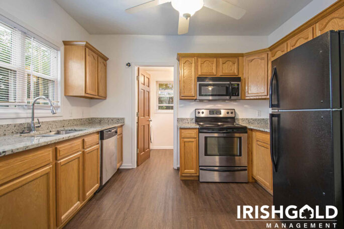 Gallery Image (4 of 12)