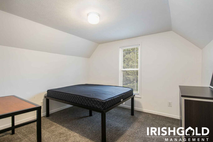 Gallery Image (9 of 12)