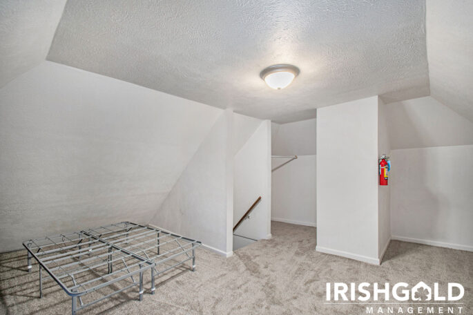 Gallery Image (15 of 19)