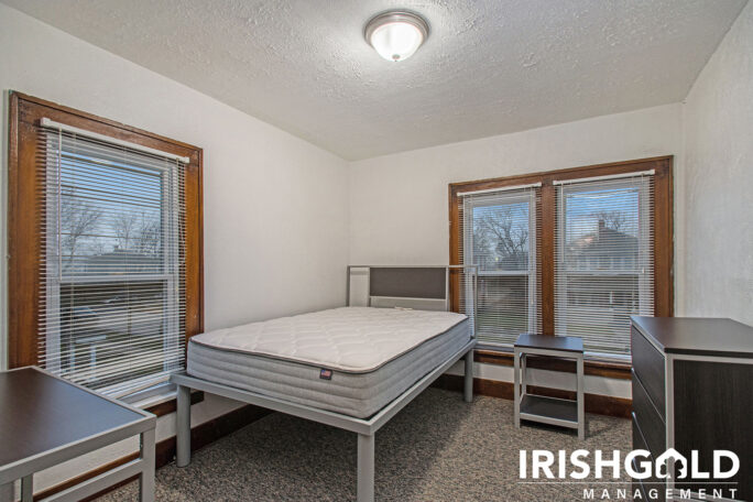 Gallery Image (1 of 18)