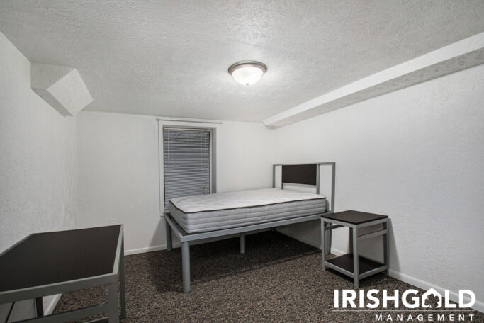 Gallery Image (2 of 18)