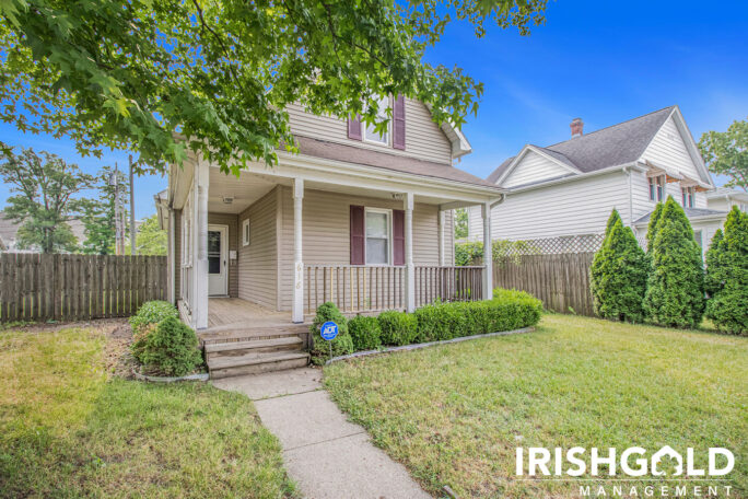 Gallery Image (1 of 18)