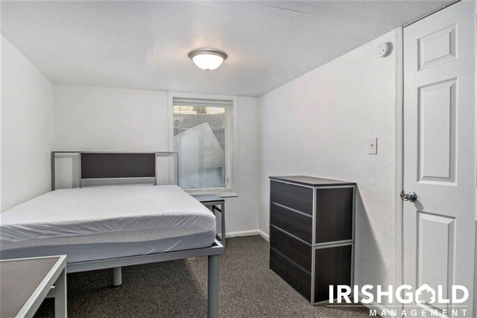 Gallery Image (7 of 18)