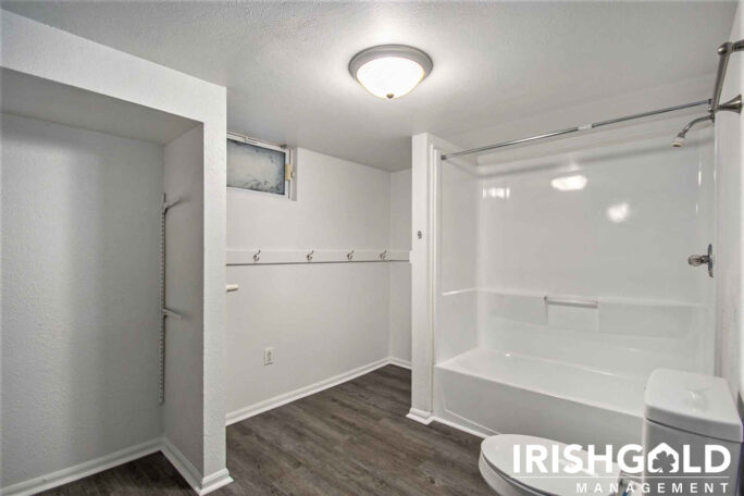 Gallery Image (8 of 18)