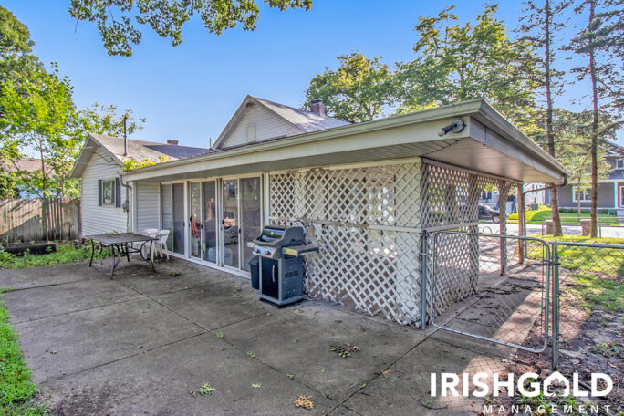 Gallery Image (11 of 18)