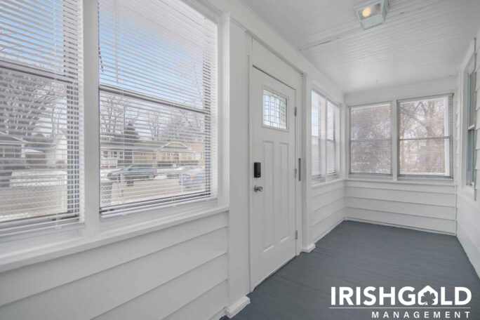 Gallery Image (1 of 13)