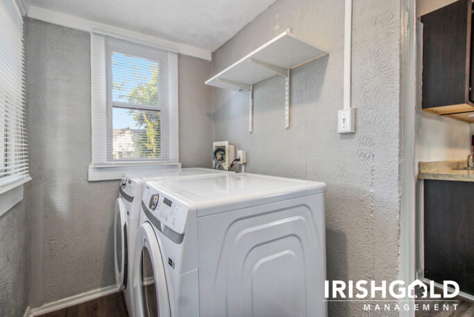 Gallery Image (8 of 17)