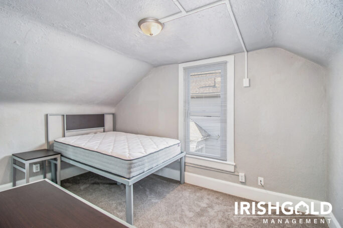 Gallery Image (9 of 17)