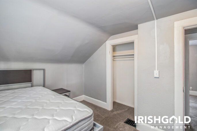 Gallery Image (11 of 17)