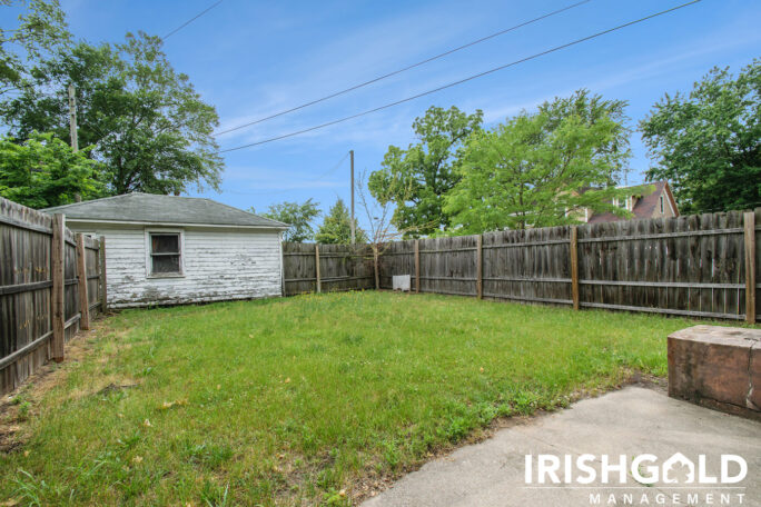 Gallery Image (16 of 18)